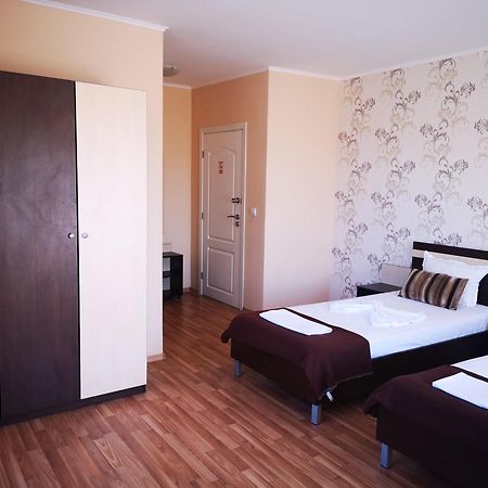 Respekt Guest House Pantai Sunny Ruang foto