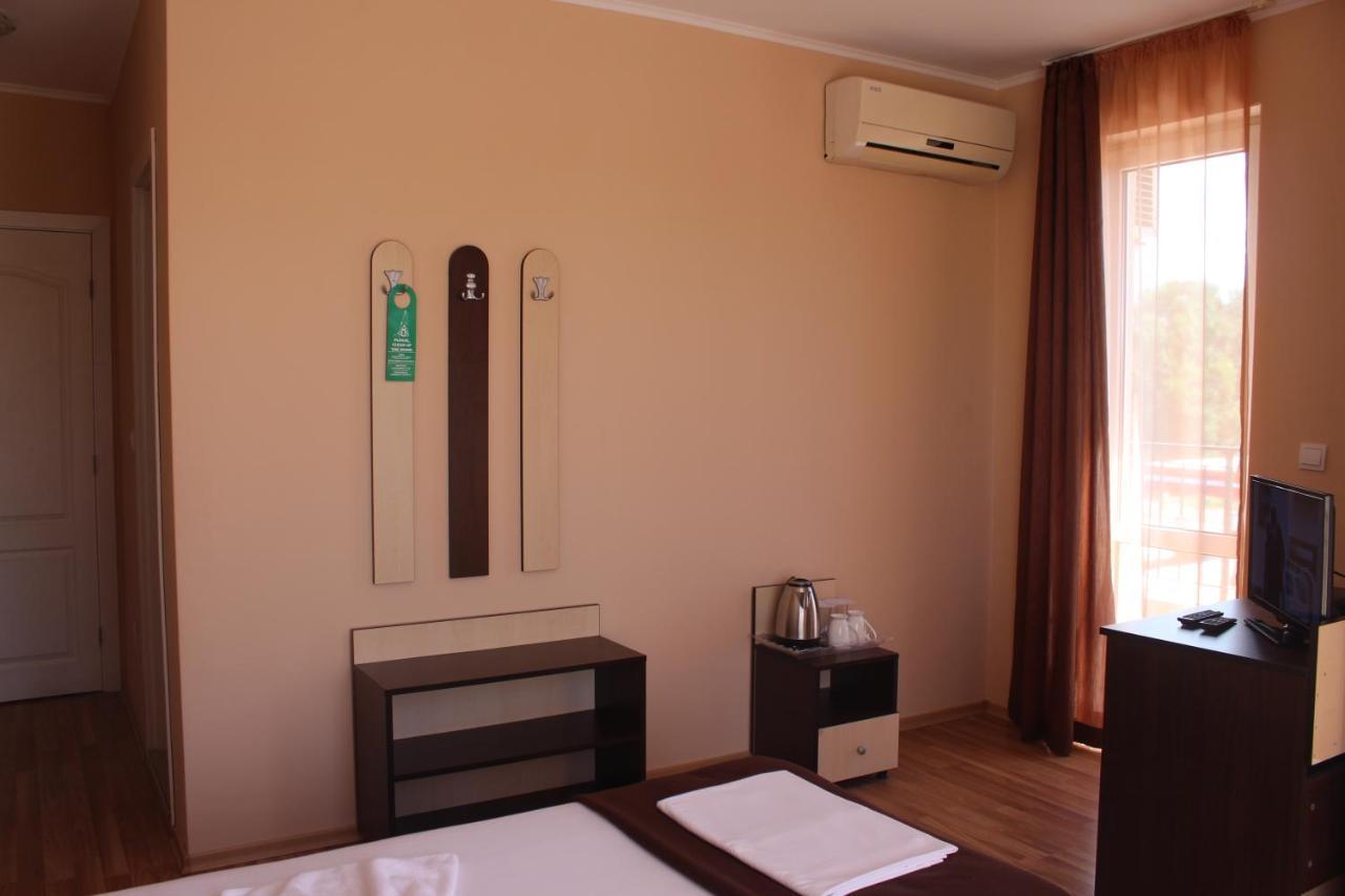Respekt Guest House Pantai Sunny Bagian luar foto