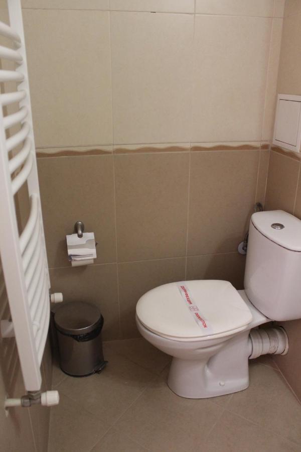Respekt Guest House Pantai Sunny Bagian luar foto