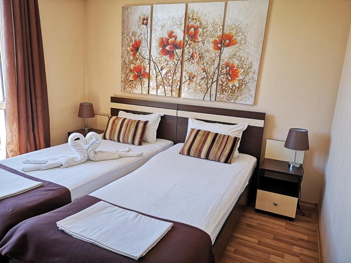 Respekt Guest House Pantai Sunny Ruang foto