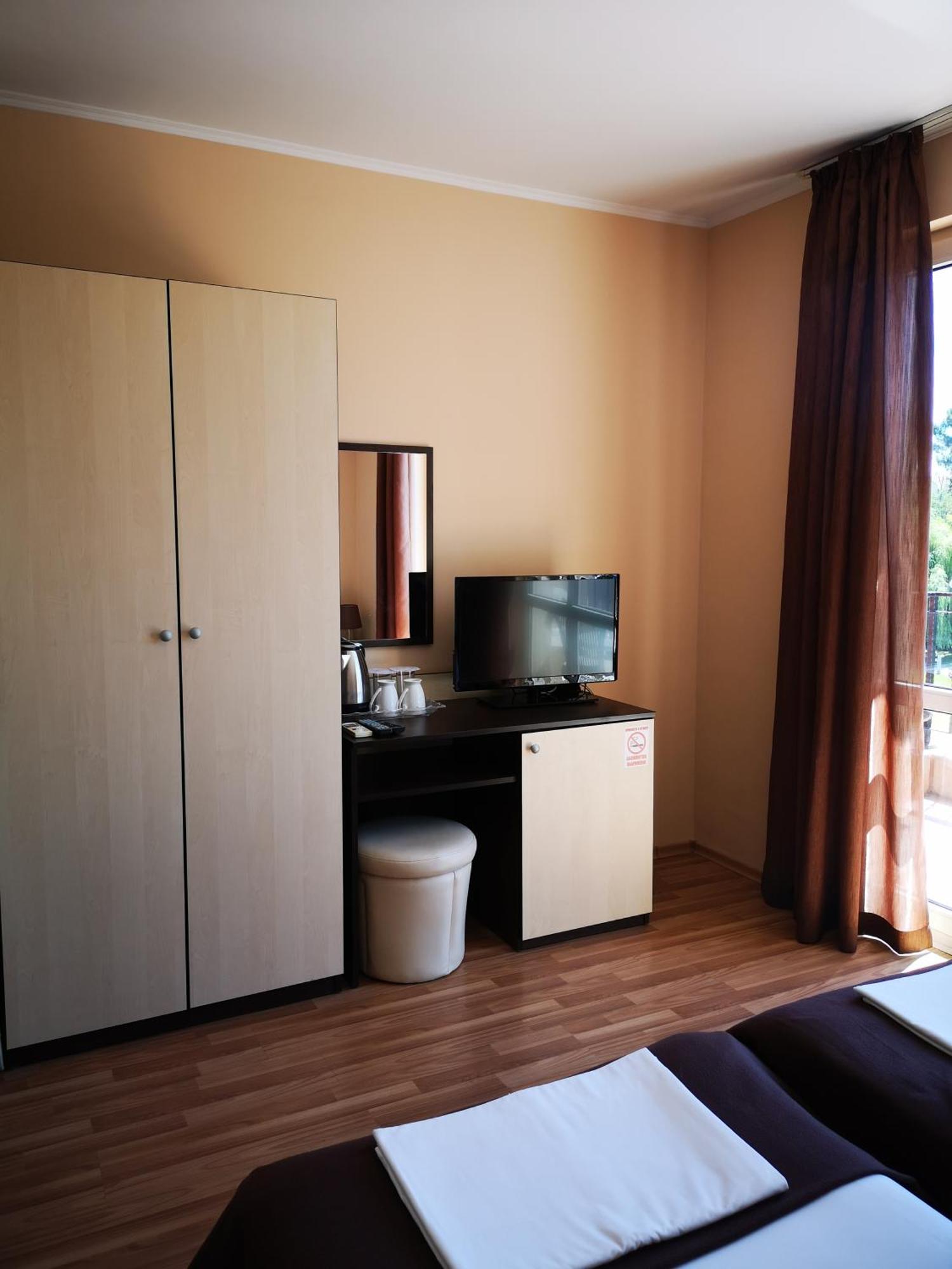 Respekt Guest House Pantai Sunny Ruang foto