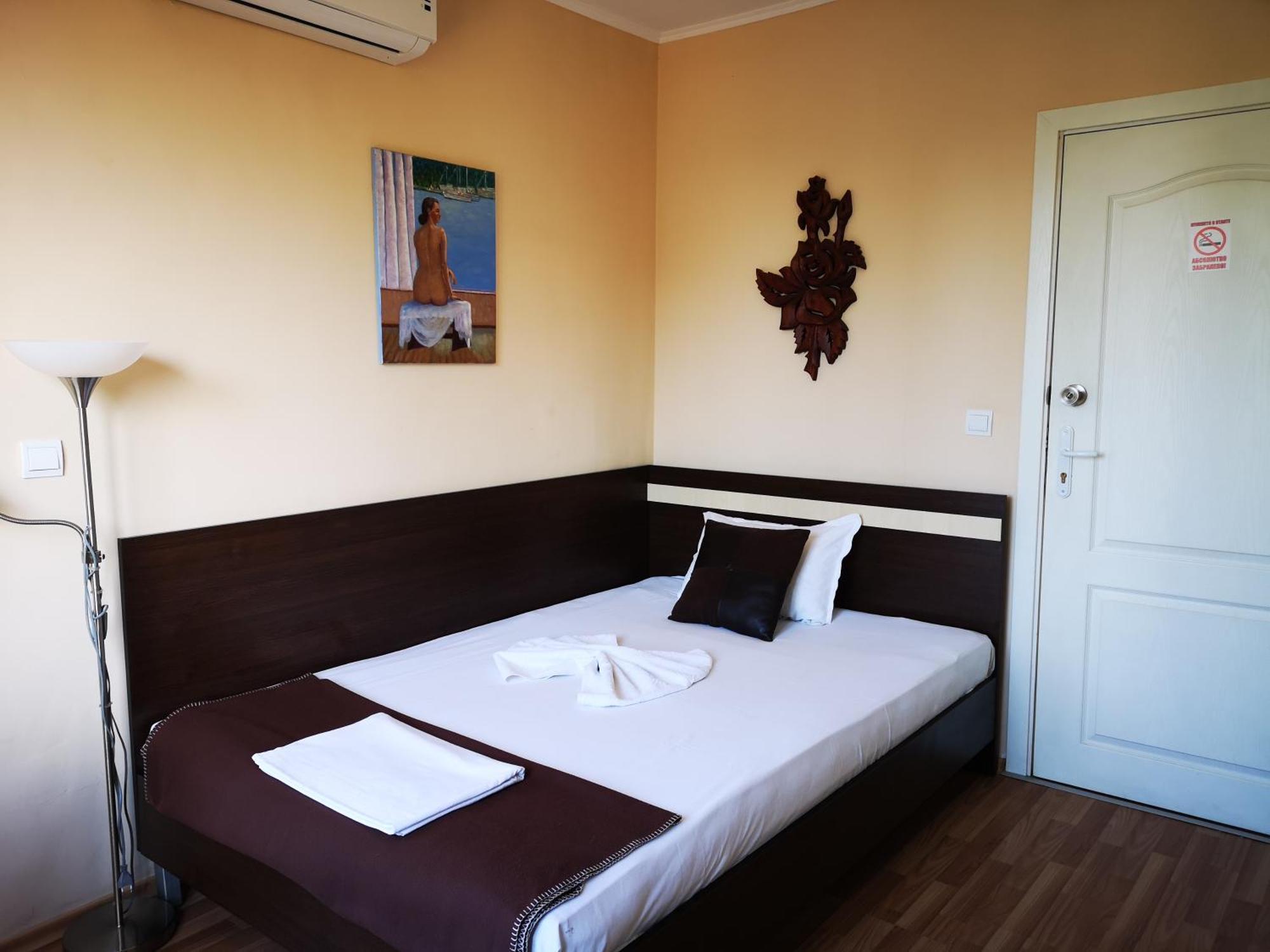Respekt Guest House Pantai Sunny Ruang foto