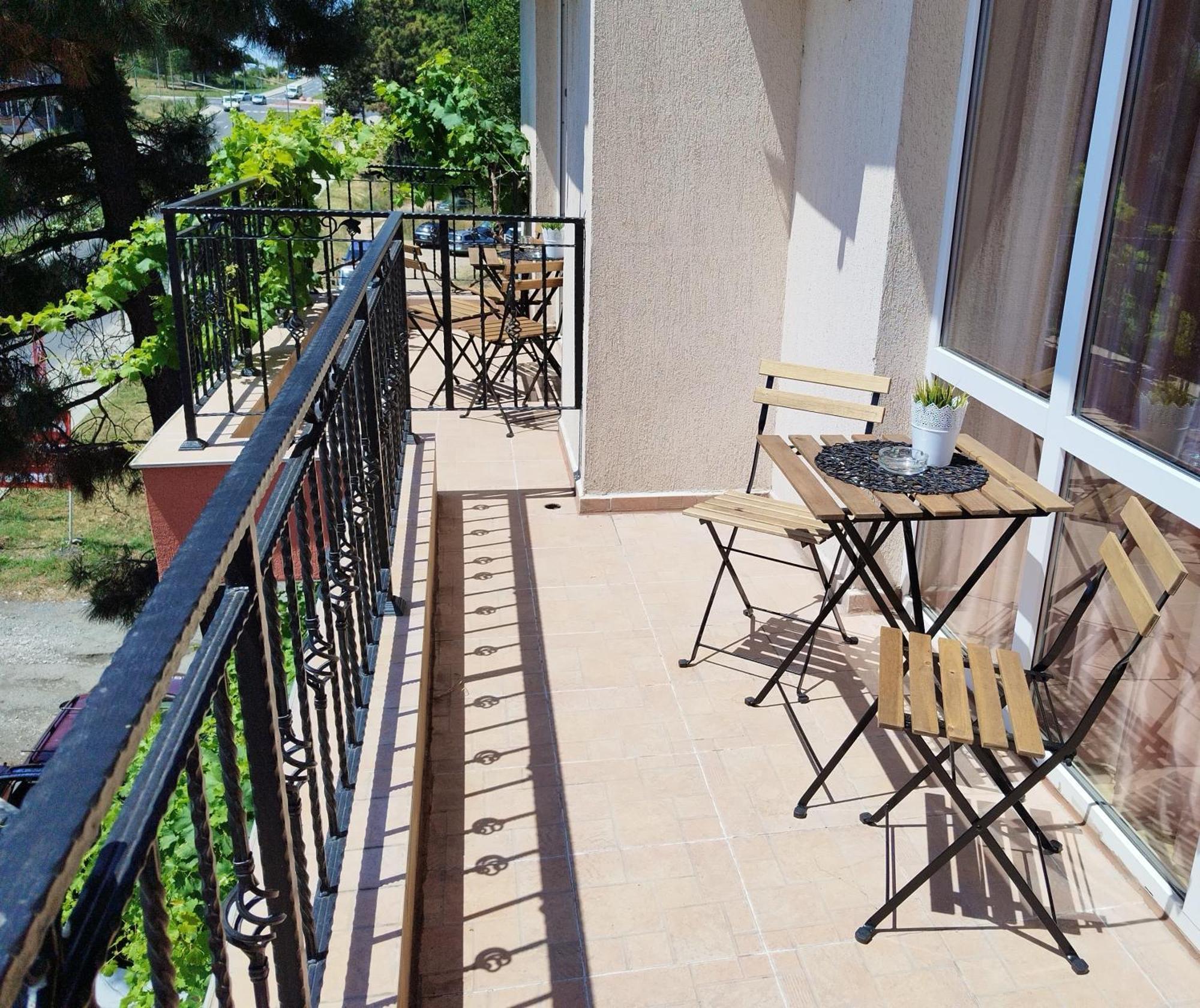 Respekt Guest House Pantai Sunny Ruang foto